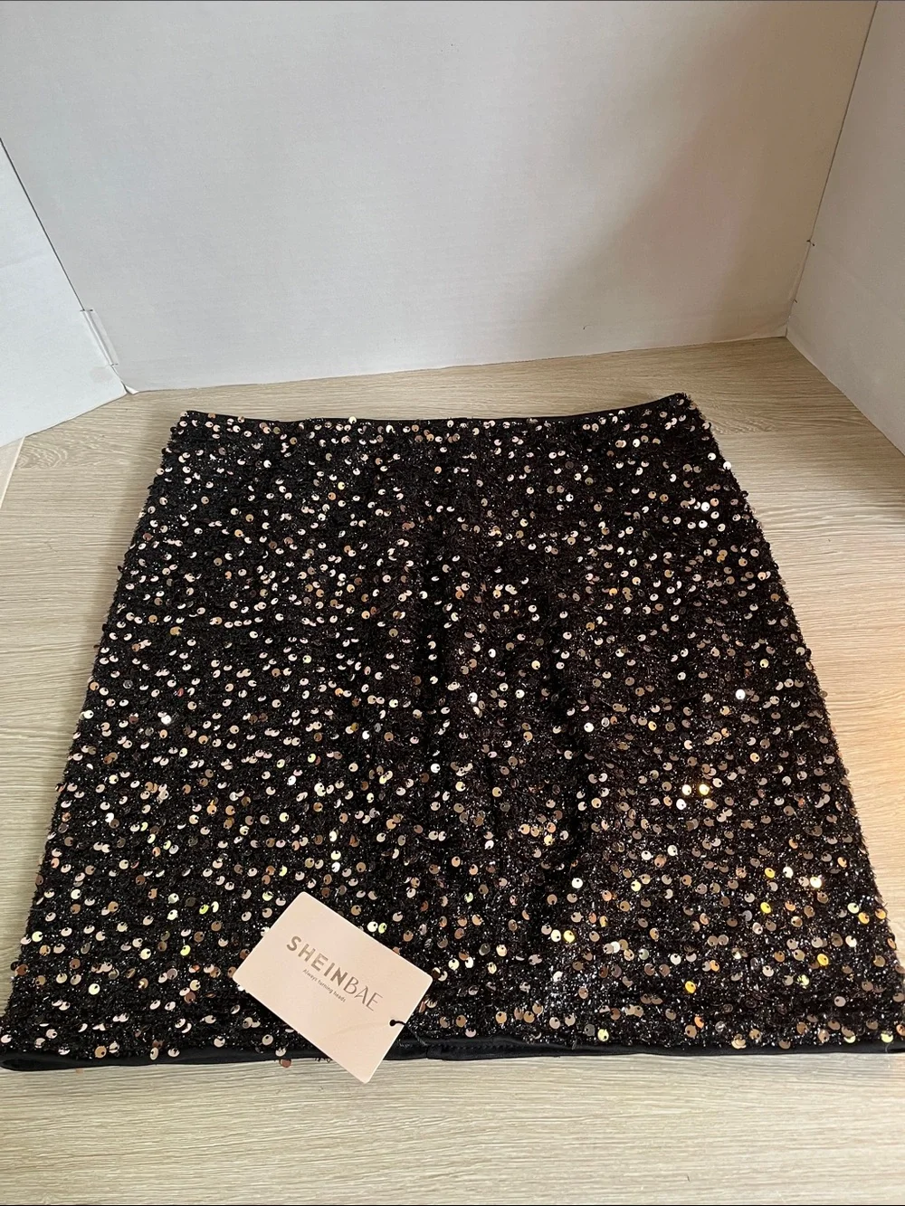 SHEIN Black Sequin Mini Skirt with Gold Sparkle